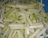 Foto langkah ke 1 dari resep Tumis Santan Tempe Labu Siam.