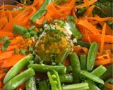 A picture of step 3 of Spicy Honey Lemon Lettuce Salad.