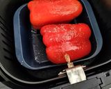 Foto del paso 1 de la receta: Pimientos morrones asados en freidora de aire