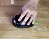 Foto del passaggio 8 della ricetta Fiori di zucca ripieni alla feta, melanzane e menta