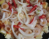 Foto langkah ke 4 dari resep Pizza Roti Tawar.