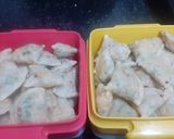 A picture of step 8 of The 3 C ' s Cocktail Samosas.
