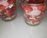 Une image de l'étape 3 de Verrines de fraises 🍓🍓🍓🍓❤️😋.