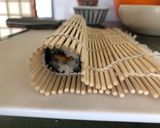 Foto langkah ke 3 dari resep 20. Sushi Roll Tuna Wortel.