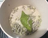 Foto langkah ke 2 dari resep Mpasi 7+ Day 30 : Bubur Singkong Tuna Brokoli.
