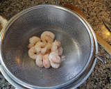 Foto del paso 4 de la receta: Espaguetis a l'arrabiata con ajetes y gambas