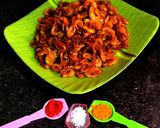 কুচো চিংড়ি ভাজা(kucho chingri bhaja recipe in Bengali) রেসিপির ধাপ 3 ছবি
