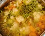 Zöldségleves recept fázis 3 fotója