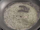 Salmón a la plancha con patatas y espárragos