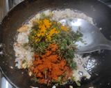गावरान चिवळीचा झुणका (Gavran Chivlicha Zunka Recipe In Marathi) रेसिपी स्टेप 2 फोटो 