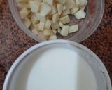 A picture of step 2 of Sabudana Mathri Curd Chaat.