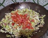 A picture of step 2 of चीजी मैकरोनी.