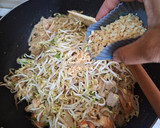 Foto langkah ke 5 dari resep 294. Pad Thai Noodle.