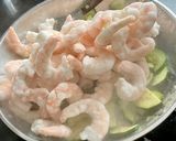 Foto langkah ke 4 dari resep ✨Tumis Zucchini dengan Udang.