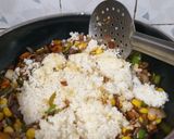 नूडल्स फ्राइड राइस (noodles fried rice recipe in Hindi) रेसिपी चरण 3 फोटो