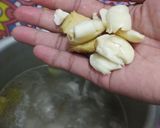 Foto langkah ke 4 dari resep Sup ayam bakso bening.