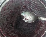 A picture of step 3 of Beetroot blueberry smoothie- recipe to boost and detox our body.
