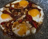 Foto langkah ke 4 dari resep Telor ceplok khas pontianak.