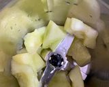 A picture of step 1 of Melon banana smoothie.