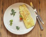 A picture of step 5 of French Omelette.