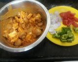 A picture of step 1 of Tandoori paneer mushrooms.