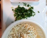 Foto langkah ke 4 dari resep Labu siram Jamur Enoki.