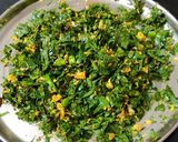 A picture of step 2 of Sickle senna leaves stir fry.