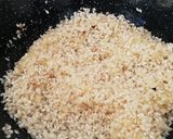Foto del paso 2 de la receta: Arroz blanco con pollo al ajillo