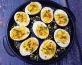 A picture of step 7 of Oeufs Mimosa (French-Style Devilled Eggs).
