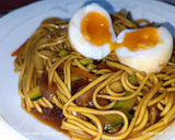 Foto del paso 5 de la receta: Noodles japoneses con verduras y huevo