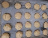 Foto do passo 2 de Biscoitinhos de Limão com Leite Moça