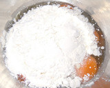 Foto del paso 1 de la receta: Masa de crepes receta básica