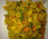 A picture of step 4 of Jallop Farfelle pasta.