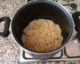 Foto del paso 6 de la receta: Macarrones con longaniza y especias pasta Laybe