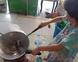 รูปขั้นตอนการทำที่ 2 ของ หมูทอดกระเทียม #ฝีมือลูก