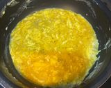 A picture of step 3 of Professional Cheese and Tomato Omelette - Pro Style :P.