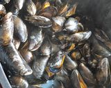 A picture of step 4 of Stuffed and Baked Mussels 😃.