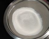A picture of step 1 of Mango cake.