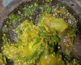 Foto langkah ke 2 dari resep Sambal Cabe Ijo Ala Warung Nasi Padang.