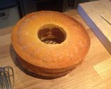 A picture of step 8 of Marmorkuchen (German Marble Cake).