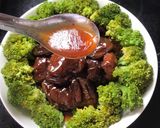 Hình bước làm 3 của món Bông cải và sốt nấm đông cô