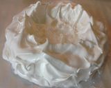 A picture of step 5 of Strawberry pavlova.