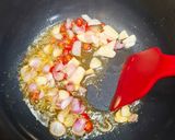 Foto langkah ke 1 dari resep Nasi Goreng Seafood.