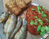 Foto langkah ke 7 dari resep Sambel pete, ikan asin, tempe goreng bawang.