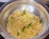 व्हेज बिर्याणी - वेजिटेबल बिर्याणी (Vegetable Biryani recipe in marathi) रेसिपी स्टेप 3 फोटो 