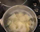 A picture of step 1 of Roast potatoes.
