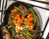 Foto del paso 5 de la receta: Judías verdes y zanahoria salteadas con jamón