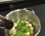 Foto del paso 1 de la receta: Besugo con chalotas dulces a la hierbabuena