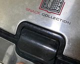 Gambar langkah 2 resipi Waffle using Leftover Fries.