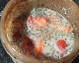 A picture of step 2 of Chia-Banana Strawberry Smoothie.